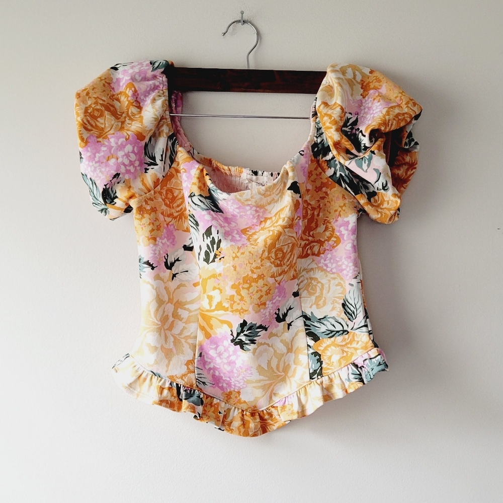 Meraki puffer shoulders floral orange pink colors crop top size M